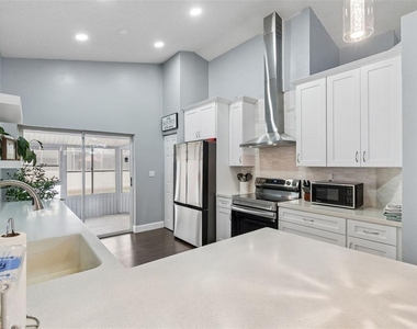 10454 Casa Grande Circle - Photo Thumbnail 20