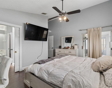 10454 Casa Grande Circle - Photo Thumbnail 32