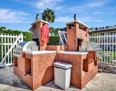 650 Pinellas Point Drive S - Photo Thumbnail 27