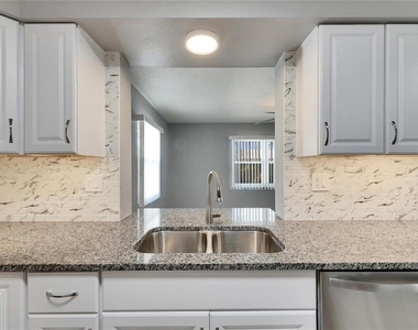 1691 E Orangecrest Avenue - Photo Thumbnail 14
