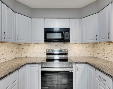1691 E Orangecrest Avenue - Photo Thumbnail 13