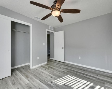 1691 E Orangecrest Avenue - Photo Thumbnail 36