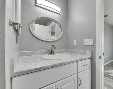 1691 E Orangecrest Avenue - Photo Thumbnail 32