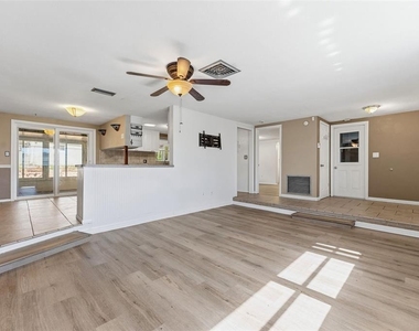 4737 Alcea St - Photo Thumbnail 2