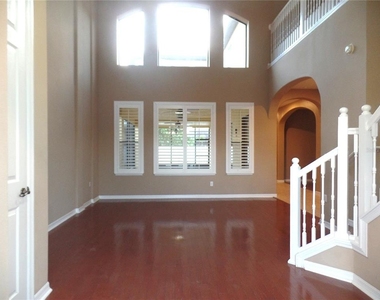 3240 Pineapple Isle Drive - Photo Thumbnail 1