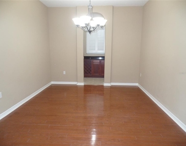 3240 Pineapple Isle Drive - Photo Thumbnail 11