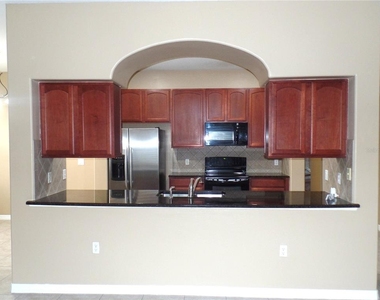 3240 Pineapple Isle Drive - Photo Thumbnail 8