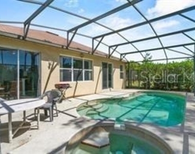 217 Sand Ridge Drive - Photo Thumbnail 3