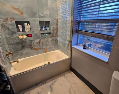 510 Brookeshire Drive - Photo Thumbnail 6