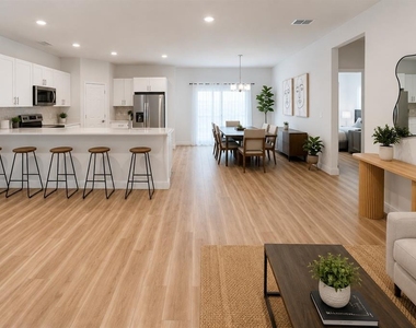 801 Jarnac Drive - Photo Thumbnail 3