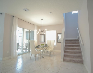 1211 Arisha Drive - Photo Thumbnail 6