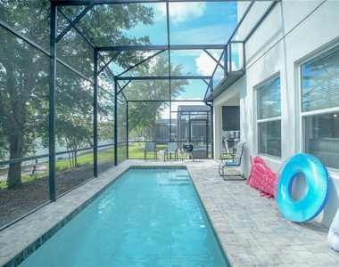 1211 Arisha Drive - Photo Thumbnail 1