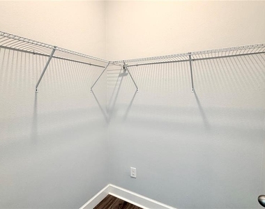 8348 Tavistock Lakes Boulevard - Photo Thumbnail 6