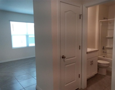 1815 Southfork Drive - Photo Thumbnail 11
