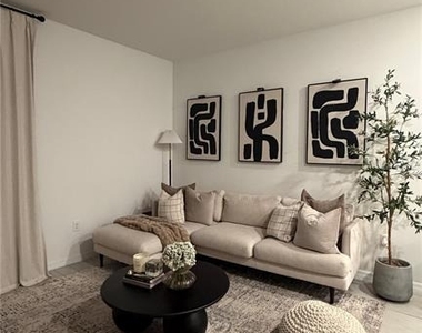 2966 Canary Avenue - Photo Thumbnail 1