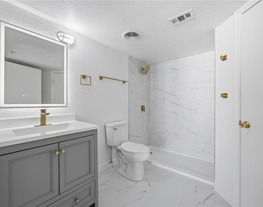 2207 Antigua Place - Photo Thumbnail 13