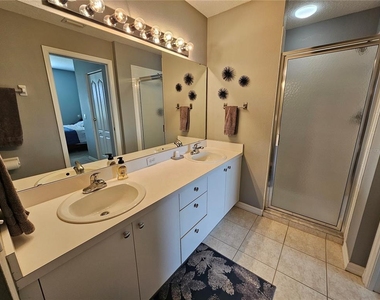 5330 Hyland Hills Avenue - Photo Thumbnail 19