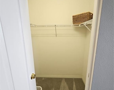5330 Hyland Hills Avenue - Photo Thumbnail 18