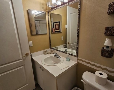 5330 Hyland Hills Avenue - Photo Thumbnail 23