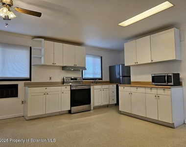 430 Orchard Street - Photo Thumbnail 5