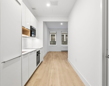 55 Broad Street - Photo Thumbnail 1