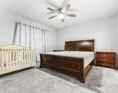 1050 Michelangelo Lane - Photo Thumbnail 15