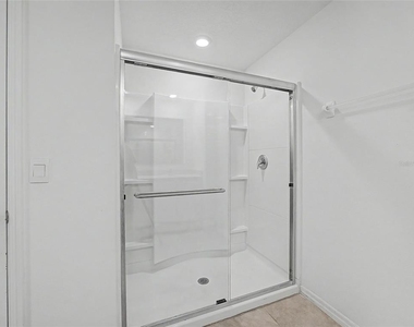 6484 Se 4th Lane - Photo Thumbnail 11