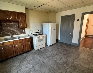 1690 Newport Avenue - Photo Thumbnail 7