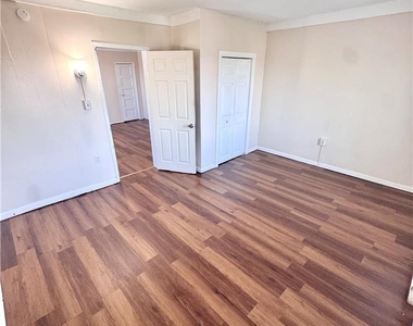 1348 E 6th - Photo Thumbnail 10