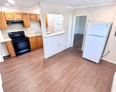 1348 E 6th - Photo Thumbnail 2