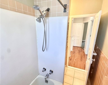 229 E Union Boulevard - Photo Thumbnail 10