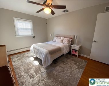 725 N Berks Street - Photo Thumbnail 8