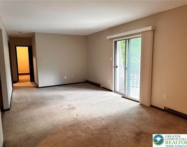 3028 S Pike Avenue - Photo Thumbnail 8