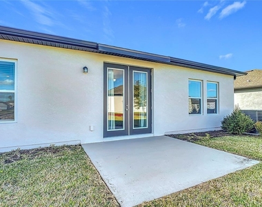 1317 Sterling Pointe Drive - Photo Thumbnail 28