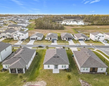1317 Sterling Pointe Drive - Photo Thumbnail 34