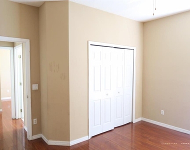 2906 Sweetspire Circle - Photo Thumbnail 26