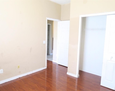 2906 Sweetspire Circle - Photo Thumbnail 23