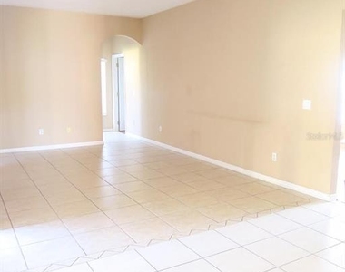 2906 Sweetspire Circle - Photo Thumbnail 10
