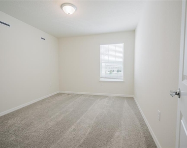 3239 Canyon Bay Point - Photo Thumbnail 28