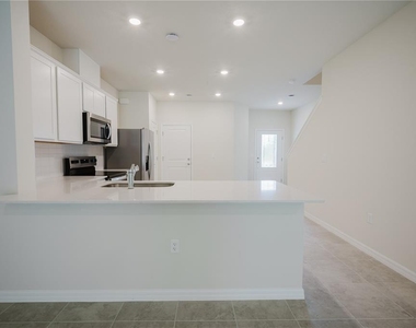 3239 Canyon Bay Point - Photo Thumbnail 9
