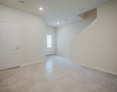 3239 Canyon Bay Point - Photo Thumbnail 8