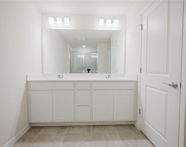 3239 Canyon Bay Point - Photo Thumbnail 22
