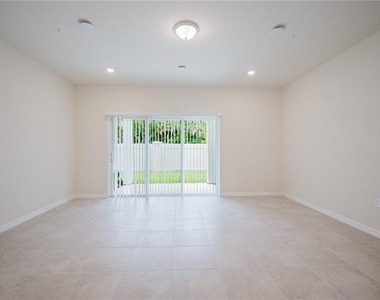 3239 Canyon Bay Point - Photo Thumbnail 11