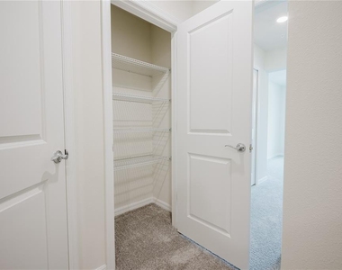 3239 Canyon Bay Point - Photo Thumbnail 29