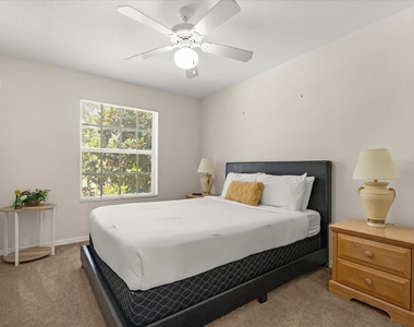 526 Windsor Place - Photo Thumbnail 10