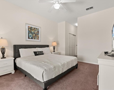 526 Windsor Place - Photo Thumbnail 25