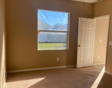 628 Madina Circle - Photo Thumbnail 13