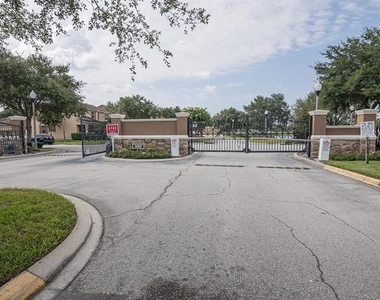 10797 Savannah Landing Circle - Photo Thumbnail 24