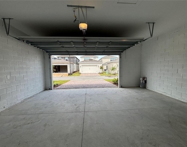 15549 Gentle Rain Drive - Photo Thumbnail 31