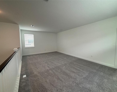 15549 Gentle Rain Drive - Photo Thumbnail 20